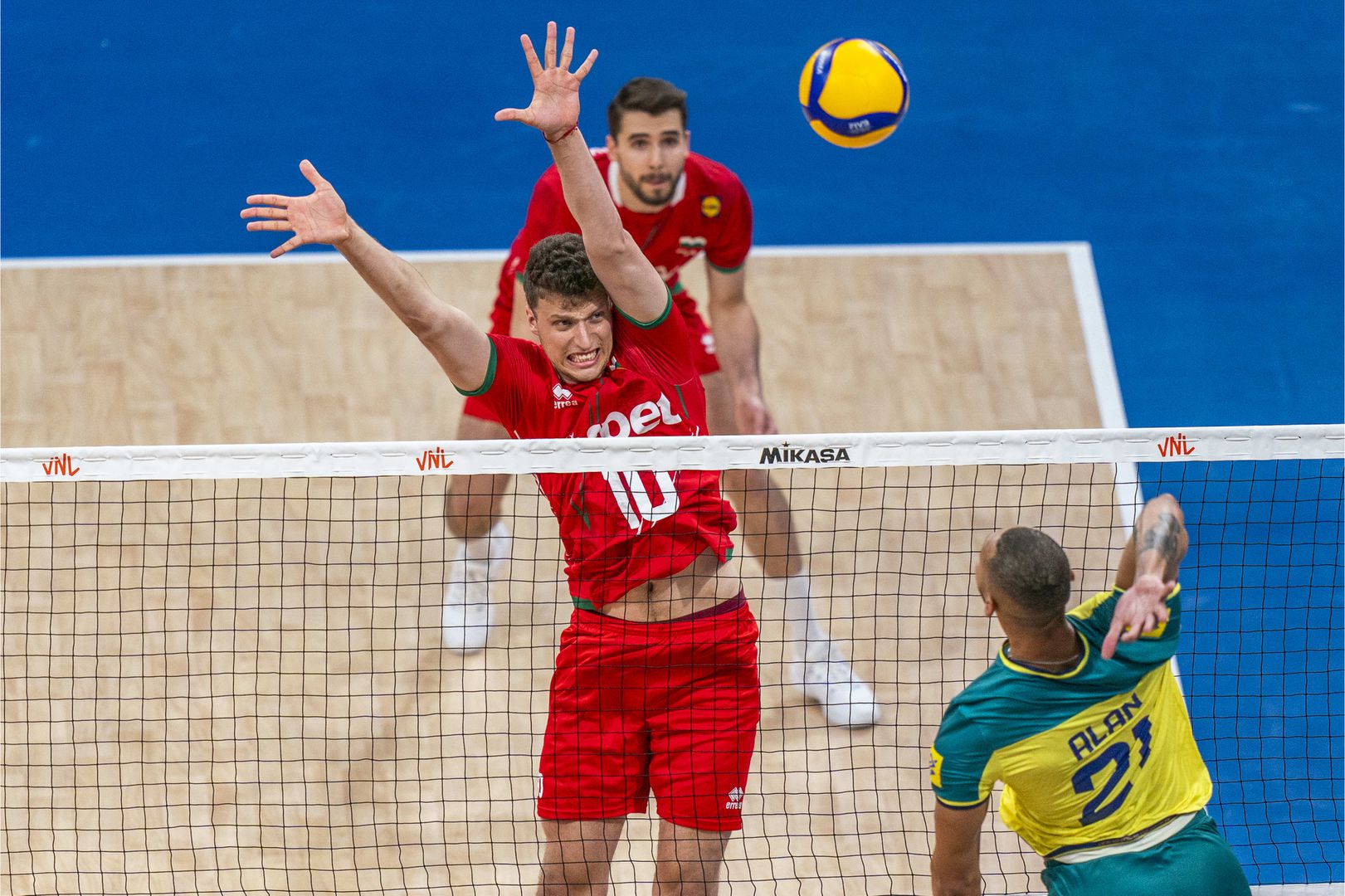 VNL: България - Бразилия 0:3  🏐