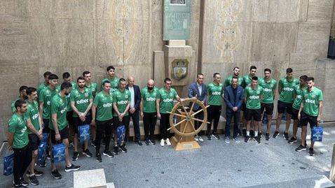 Кметът на Бургас прие на официална среща националния мъжки отбор по волейбол