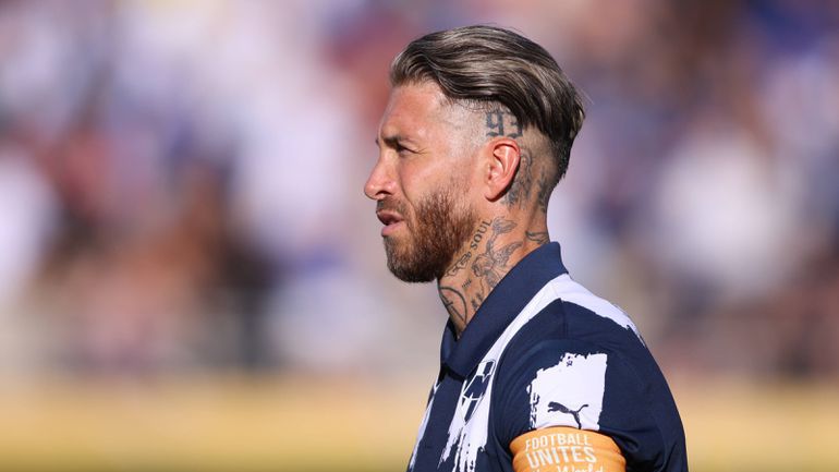 Легендарният испански защитник Серхио Рамос може да продължи кариерата си