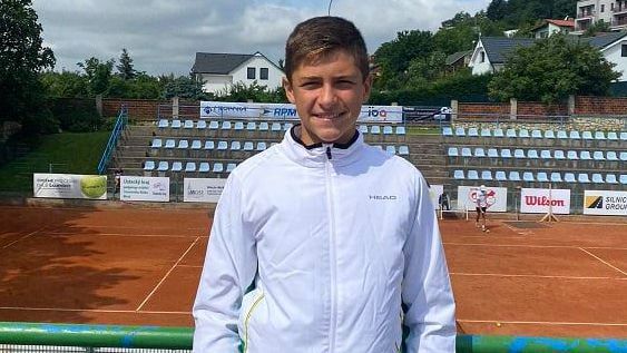 Василев и Иванов се класираха на 1/8-финал на двойки на ЕП до 14 г.