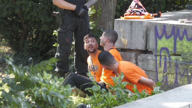 Арестуваха буйстващи фенове на АПОЕЛ, засилено полицейско присъствие преди сблъсъка срещу Ботев (Пловдив)