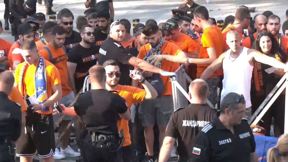 Жестоки проверки за кипърските фенове преди мача с Ботев (Пловдив)