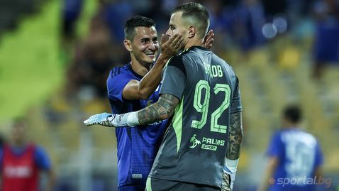 Перфектен старт за Левски в efbet Лига! Светослав Вуцов отново спаси дузпа