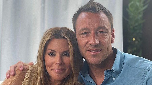 Жената на Джон Тери го издържала