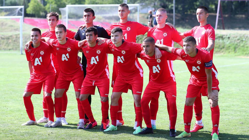 Момчетата на Румен Трифонов тръгнаха с успех в U17