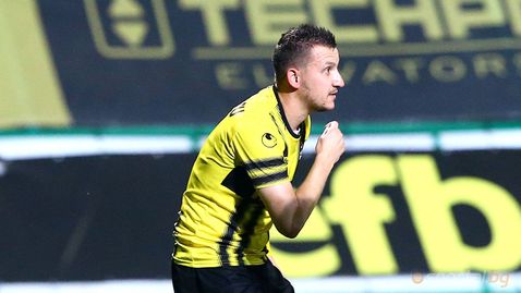  Тодор Неделев изискал да гледа мача тази вечер 