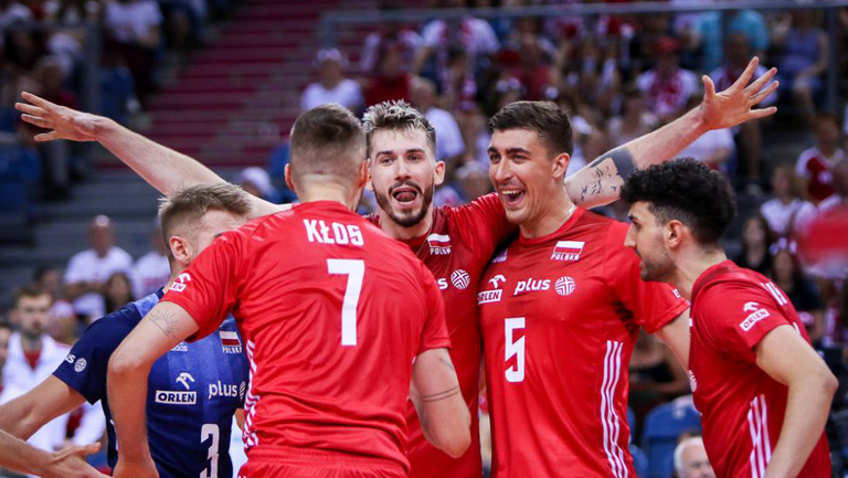 Световните шампиони от Полша записаха втора поредна победа на турнира