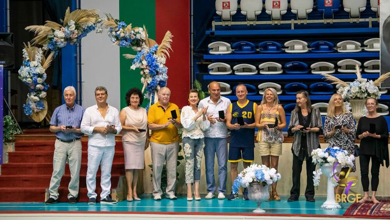Президентът на БФХГ Илиана Раева откри официално международния турнир за