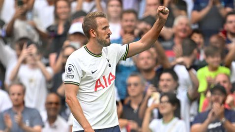  Тотнъм изкова сложна победа над Уулвс пред погледа на Роналдо, 