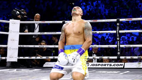  Усик посвети успеха на родината си и разгласи, че чака Тайсън Фюри 