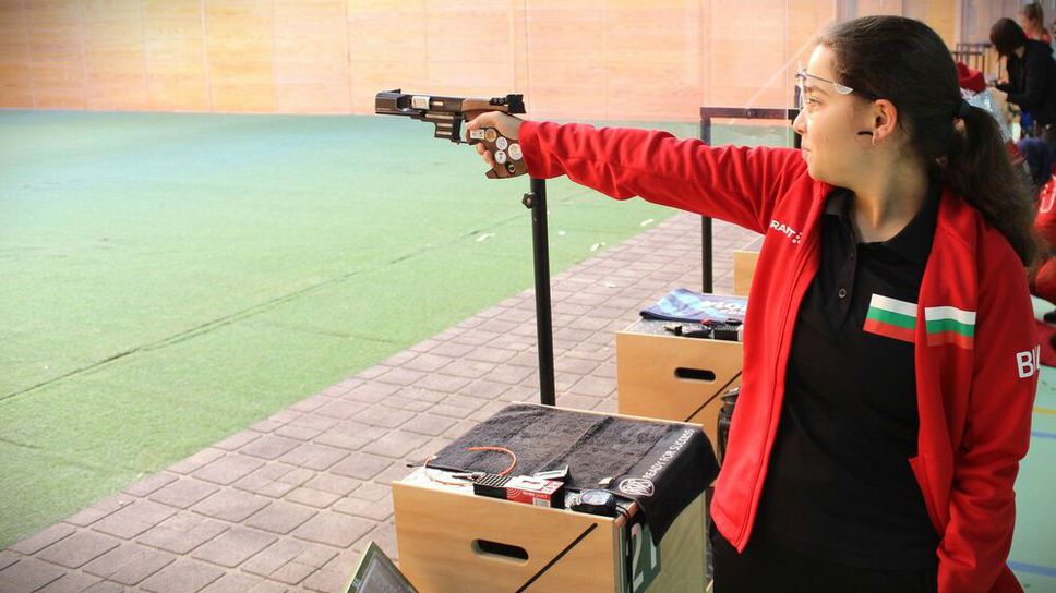 Мирослава Минчева влезе във финала на 25 метра пистолет на Световната купа по спортна стрелба в Рио