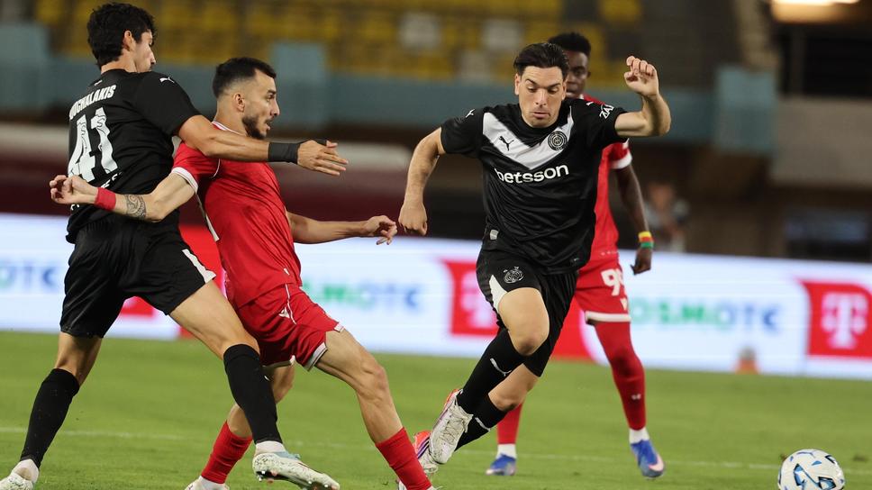 ОФИ 1:0 ЦСКА, домакините предупредиха по уредбата, че мачът може да бъде прекратен