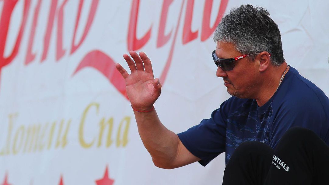 Атлетико Мадрид, Селта и Компостела също се включиха в кампанията за Любо Пенев