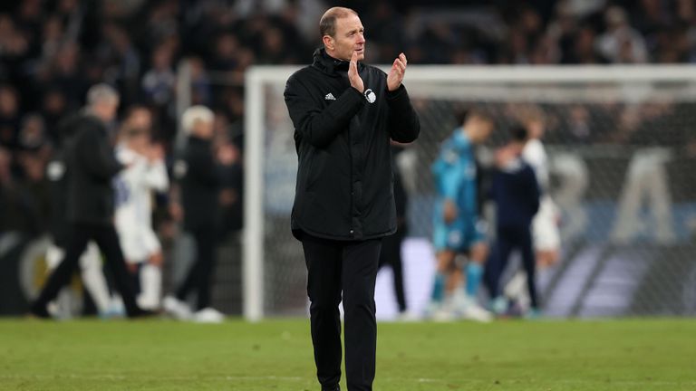 ФК Копенхаген уволни треньора си Йес Торуп заради трудния старт