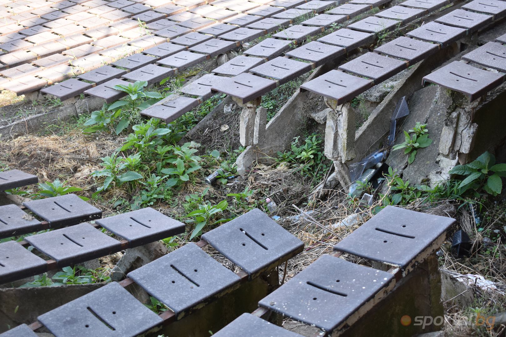  Окаяното положение на стадион 