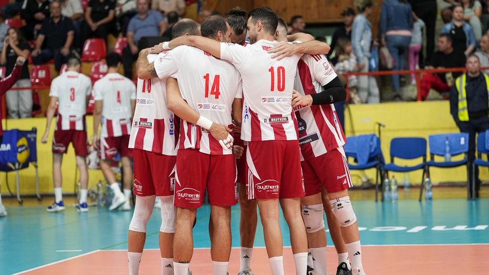 Атанасийевич заби 18 точки в дебюта си за Олимпиакос в ШЛ