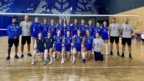 Волейболистките на Левски отстъпиха на румънки в първата контрола