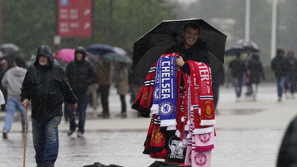 Манчестър Юнайтед приема Челси в мач от петия кръг на