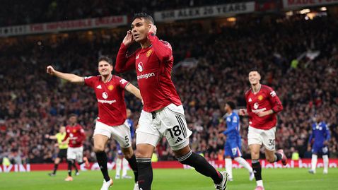 Ман Юнайтед надделя над Челси под проливния дъжд на "Олд Трафорд" в нервен мач с два червени картона