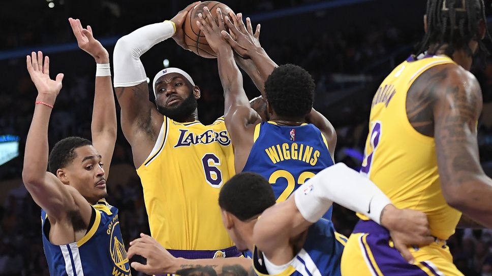 Голдън Стейт подчини Лейкърс след обрат в Ел Ей