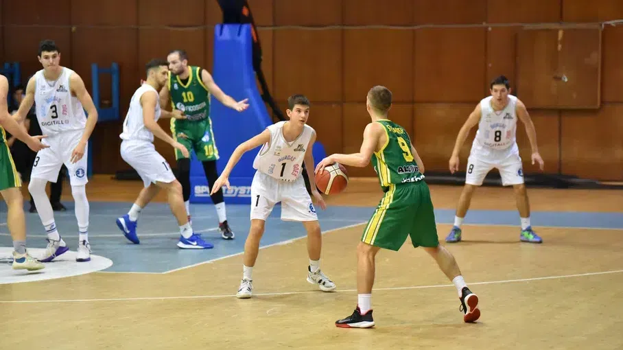 Черноморец ще дава шанс на младоци в НБЛ