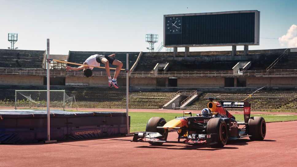 Видеото, което показва пътешествието на Дейвид Култард в Пловдив е вече тук
