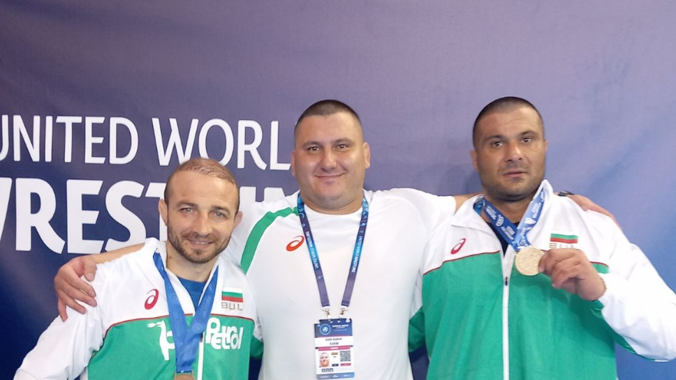 България с пълен комплект медали на Световното по борба за ветерани