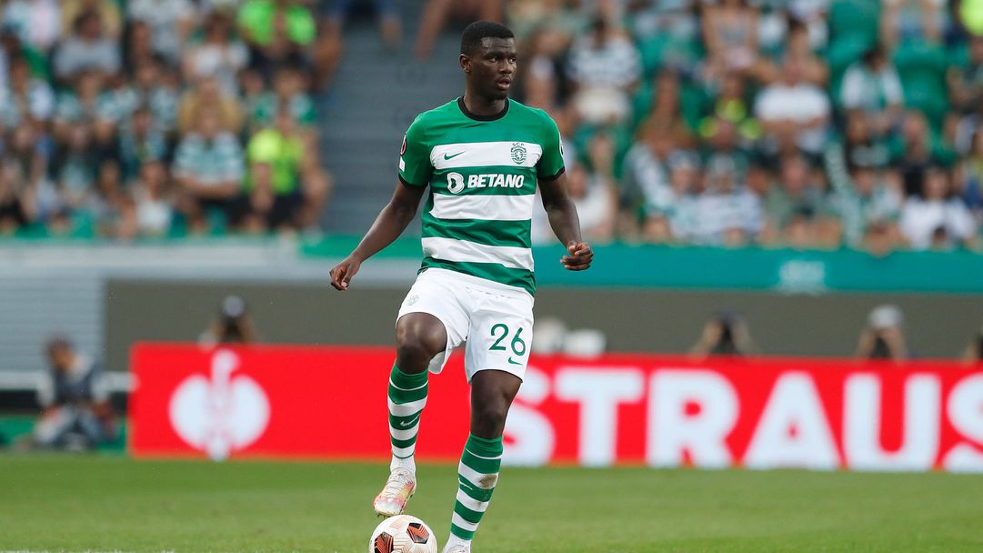 Палас може да попречи на Челси да вземе защитник на Спортинг