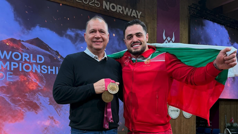  Стефан Ботев се срещна с сътрудника на Карлос Насар - диалозите са позитивни 