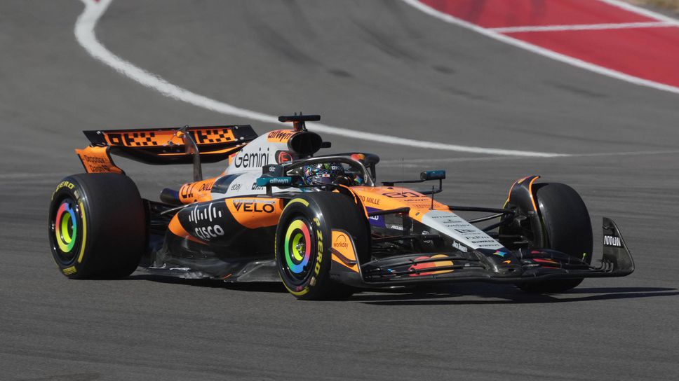 Въпреки че завърши едва пети в Гран При на САЩ