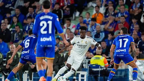  Винисиус отново се забърка в кавги, този път с играчите и треньора на Хетафе 