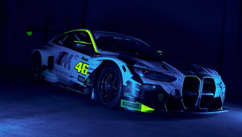 Продадоха състезателно БМВ на Валентино Роси за почти 650 000 евро