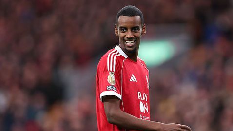 Рууни: В момента Исак не заслужава да започва за сметка на Екитике