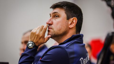  Венцислав Симеонов към този момент не е старши треньор на Дея спорт 