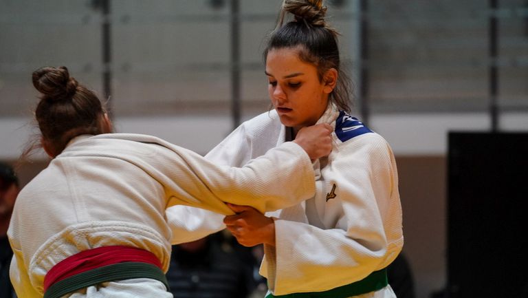 И Ванеса Пингелова остана на крачка от подиума на европейската