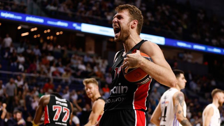 Българският национал Александър Везенков е напълно концентриран към представянето си