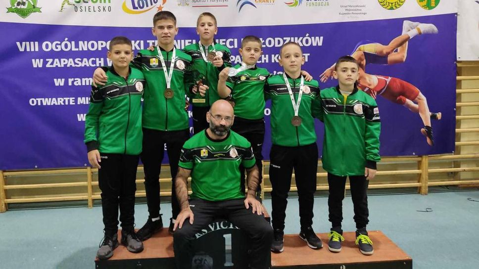 Четири медала за "Лудогорска слава" от турнир в Полша