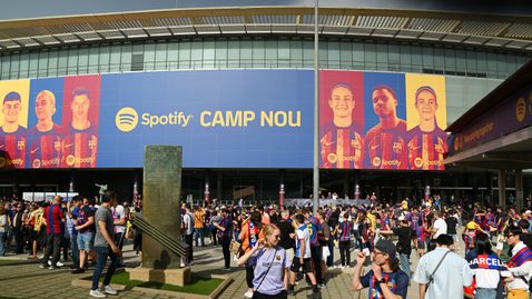 Барселона официално отложи завръщането си на "Камп Ноу"