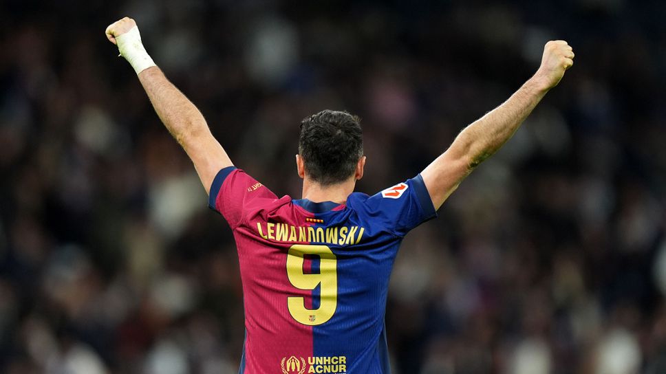 Левандовски иска двугодишен договор от Барса