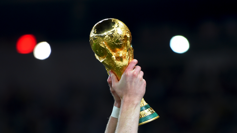 Офертата на ФИФА: 16 млн. евро за всяка федерация, ако има СП на всеки две години