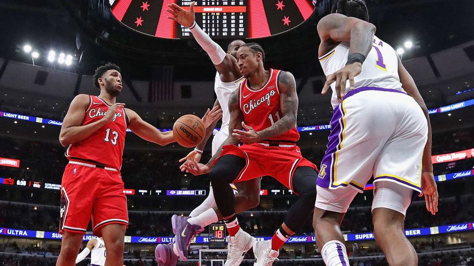 Чикаго Булс се справи с Лос Анджелис Лейкърс като домакин, Финикс разби Шарлът