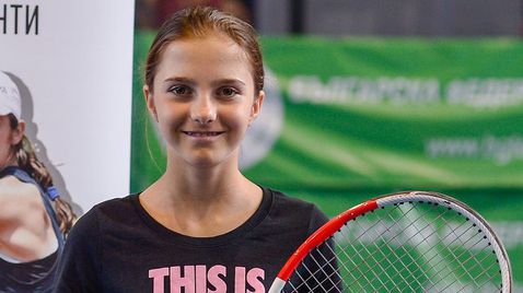 Росица Денчева е на полуфинал на "Ориндж Боул"