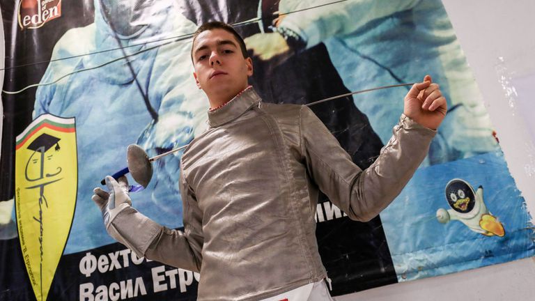 Тодор Стойчев се класира 13 и в международния турнир на сабя