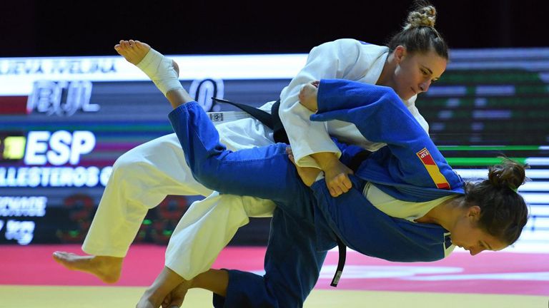 Ивелина Илиева започва с италианката Вероника Тониоло на Мастърс а в