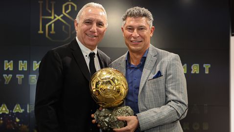  Героите от Съединени американски щати 94' се връщат на терена за Кочани 