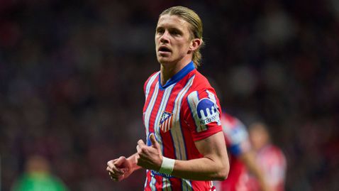 Манчестър Юнайтед с късен неуспешен опит за Галахър