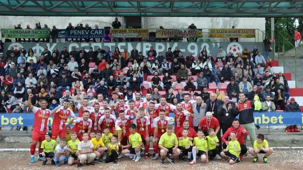Вече година и половина Септември Тервел е на върха в