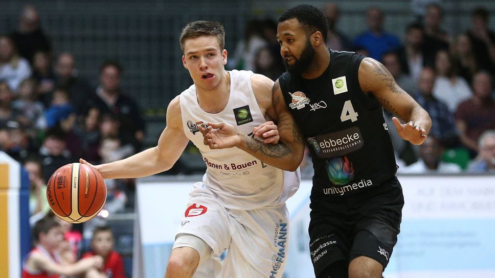 Миньор 2015 привлече американски гард