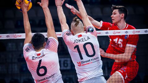  Силен Денислав Бърдаров с 22 точки против водача в Турция Зираатбанк 