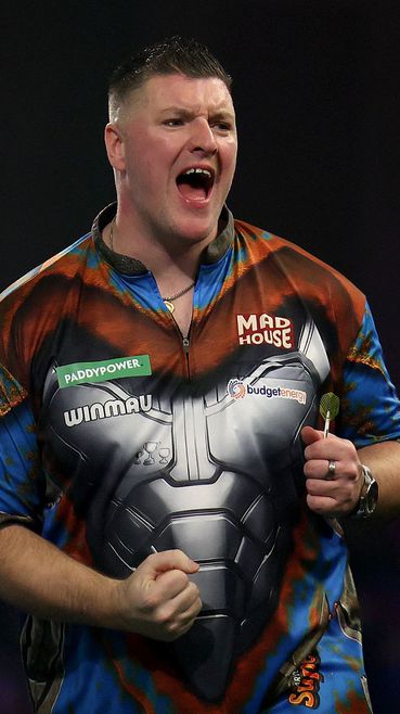 Завърши първият кръг на Световното по дартс